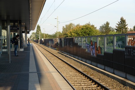 bahnhof-loevenich