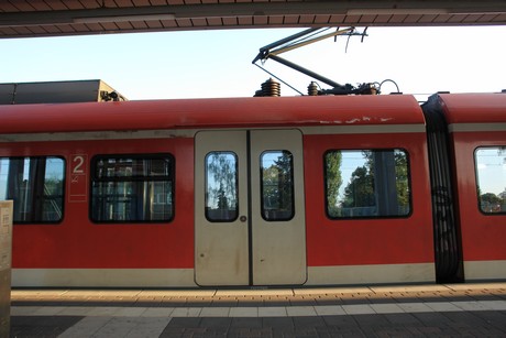 bahnhof-loevenich