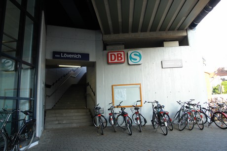 bahnhof-loevenich