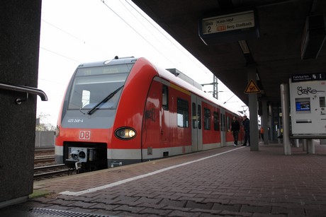 bahnhof-nippes