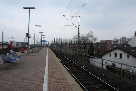 bahnhof-nippes