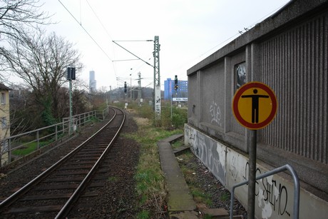 bahnhof-nippes