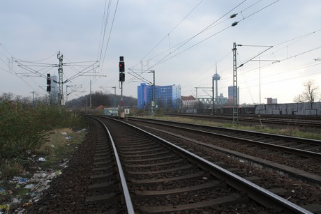 bahnhof-nippes