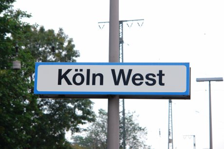 bahnhof-koeln-west