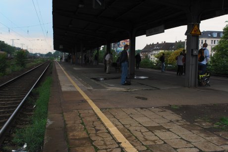 bahnhof-koeln-west