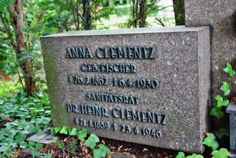 friedhof-loevenich