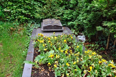 friedhof-loevenich