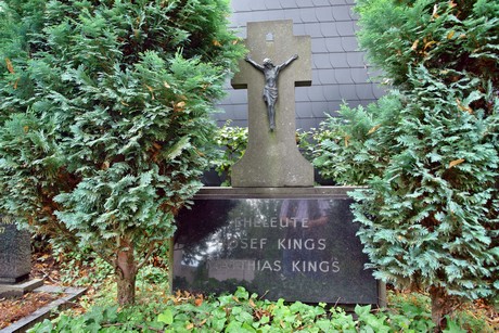friedhof-loevenich