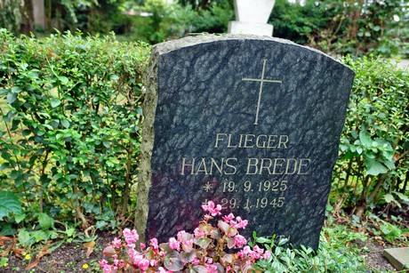 friedhof-loevenich
