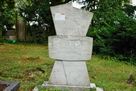 friedhof-loevenich