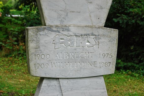friedhof-loevenich