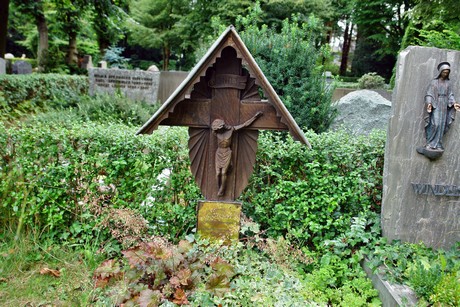 friedhof-loevenich