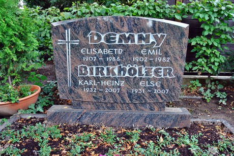 friedhof-loevenich