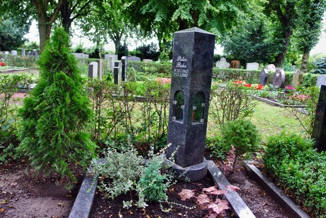 friedhof-loevenich