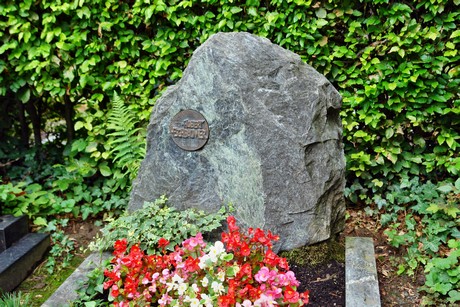 friedhof-loevenich
