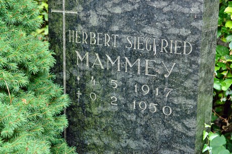 friedhof-loevenich