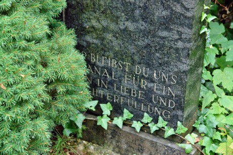 friedhof-loevenich