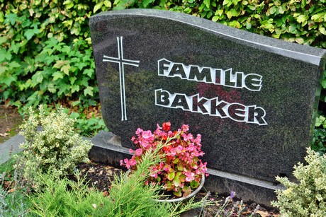 friedhof-loevenich