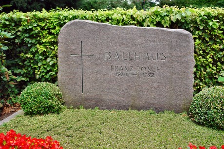 friedhof-loevenich