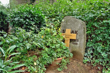 friedhof-loevenich