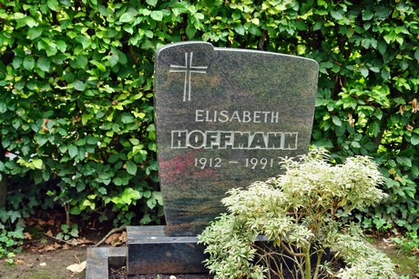 friedhof-loevenich