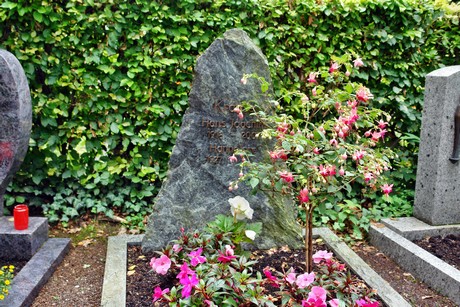 friedhof-loevenich