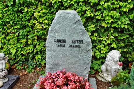 friedhof-loevenich