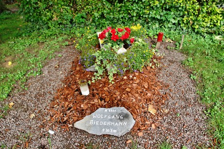 friedhof-loevenich