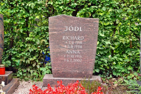 friedhof-loevenich