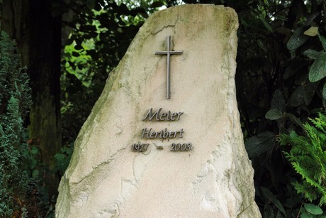 friedhof-loevenich
