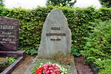 friedhof-loevenich