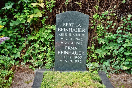 friedhof-loevenich