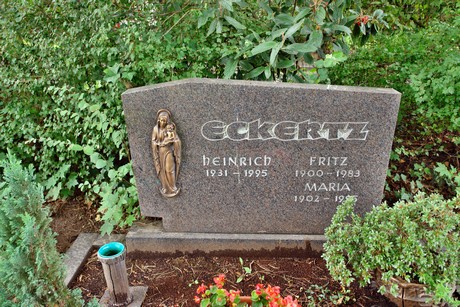 friedhof-loevenich