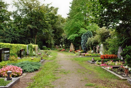friedhof-loevenich