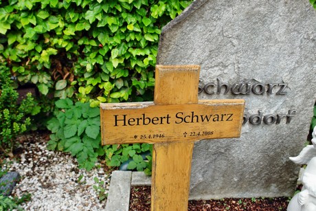 friedhof-loevenich
