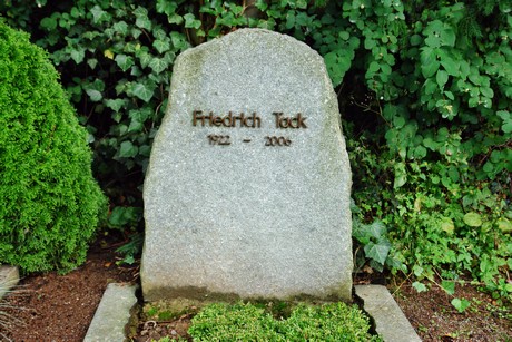friedhof-loevenich