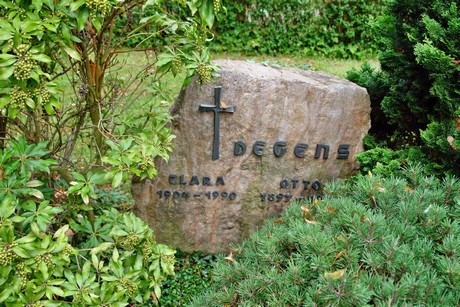 friedhof-loevenich