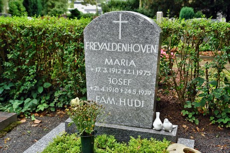 friedhof-loevenich