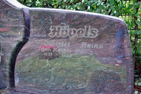friedhof-loevenich