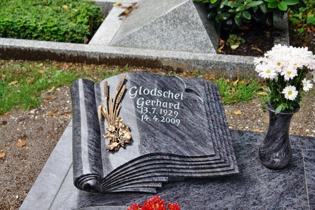 friedhof-loevenich