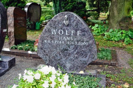 friedhof-loevenich