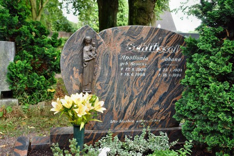 friedhof-loevenich
