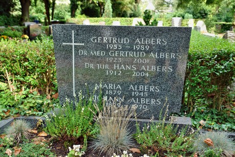 friedhof-loevenich
