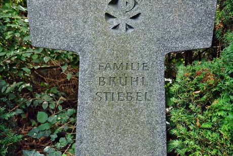 friedhof-loevenich