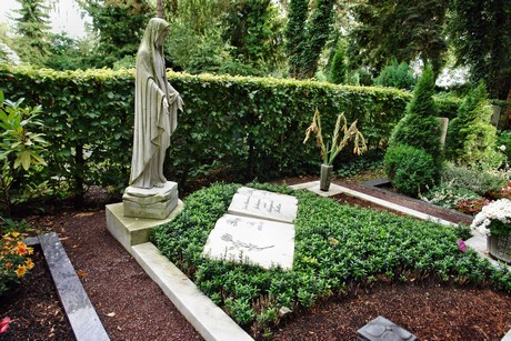 friedhof-loevenich