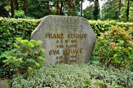 friedhof-loevenich