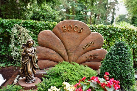 friedhof-loevenich
