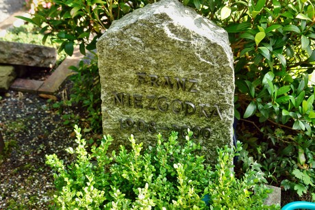 friedhof-niehl