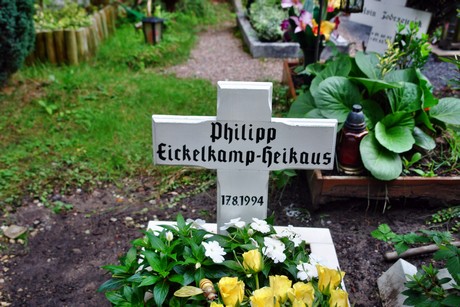 friedhof-niehl
