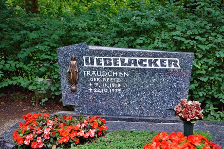 friedhof-niehl